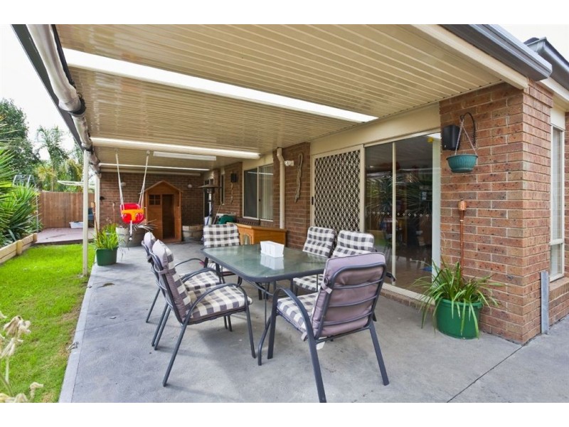 7 St. Maximin Court, Narre Warren South VIC 3805