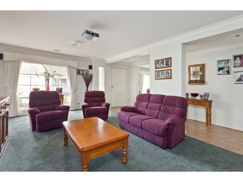 7 St. Maximin Court, Narre Warren South VIC 3805