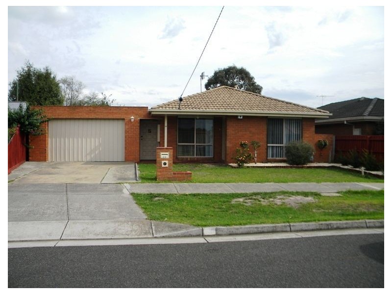 23 Willora Crescent, Cranbourne West VIC 3977