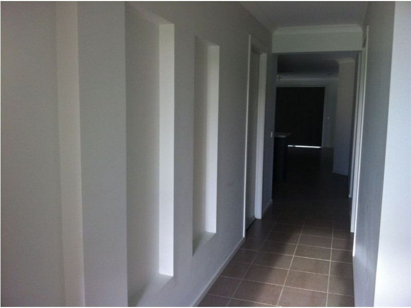 28 Algerd Way, Pakenham VIC 3810