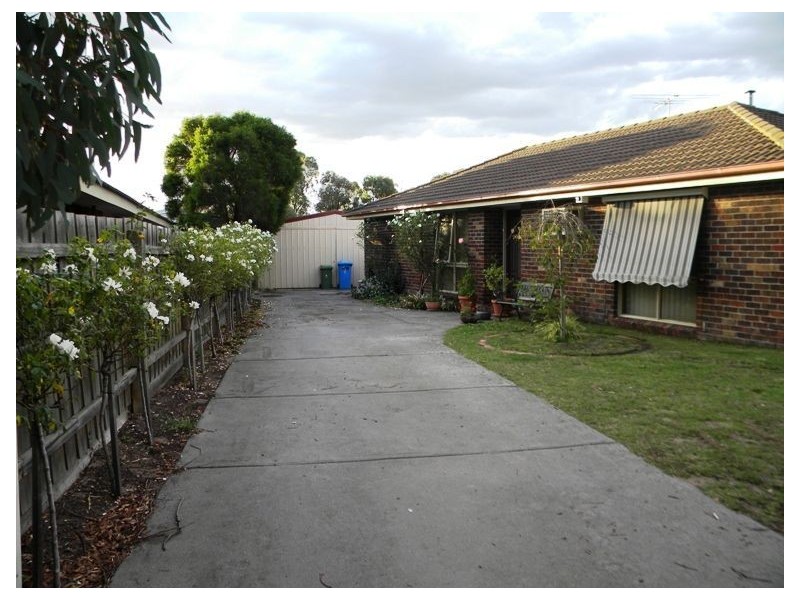 7 Wakefield Court, Cranbourne North VIC 3977