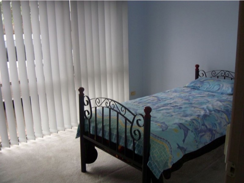 8 Wills Court, Cranbourne North VIC 3977