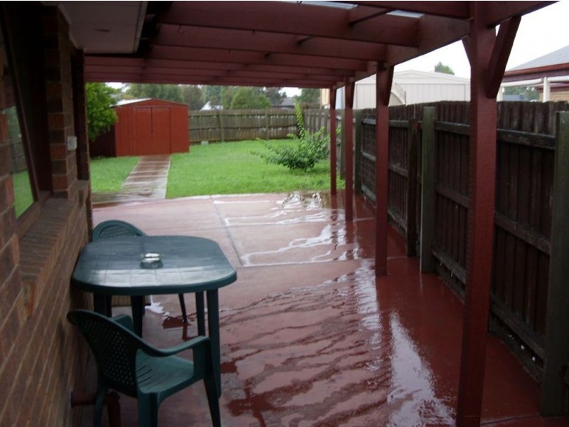 8 Wills Court, Cranbourne North VIC 3977