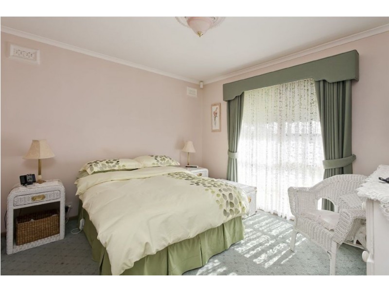 3 Kingsvale Court, Cranbourne VIC 3977