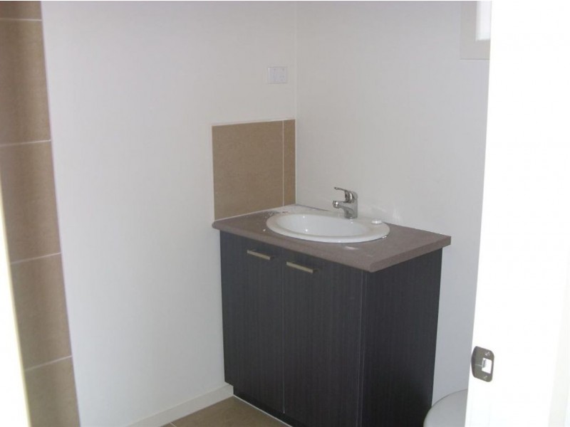 3 Staffordshire Place, Lyndhurst VIC 3975