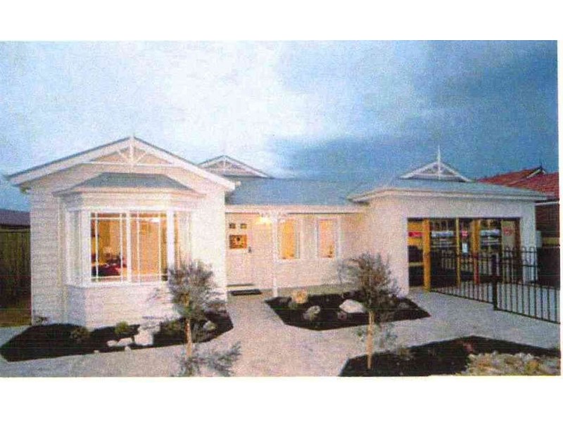 13 Dan Morgan Drive, Cranbourne East VIC 3977