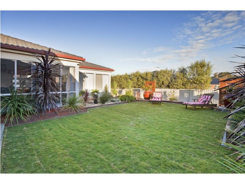 21 Emmer Green Retreat, Cranbourne East VIC 3977