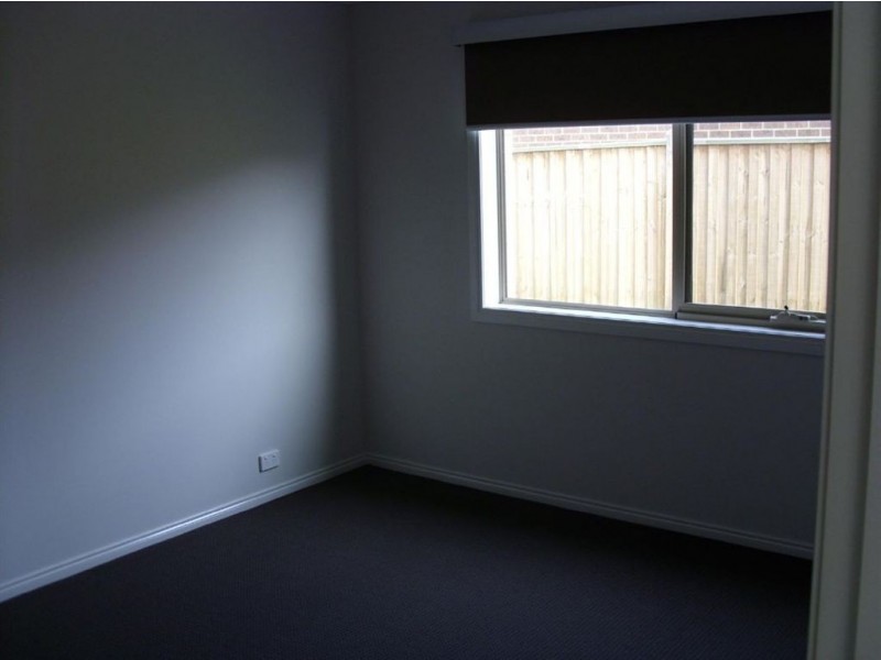 174 Linsell Boulevard, Cranbourne East VIC 3977