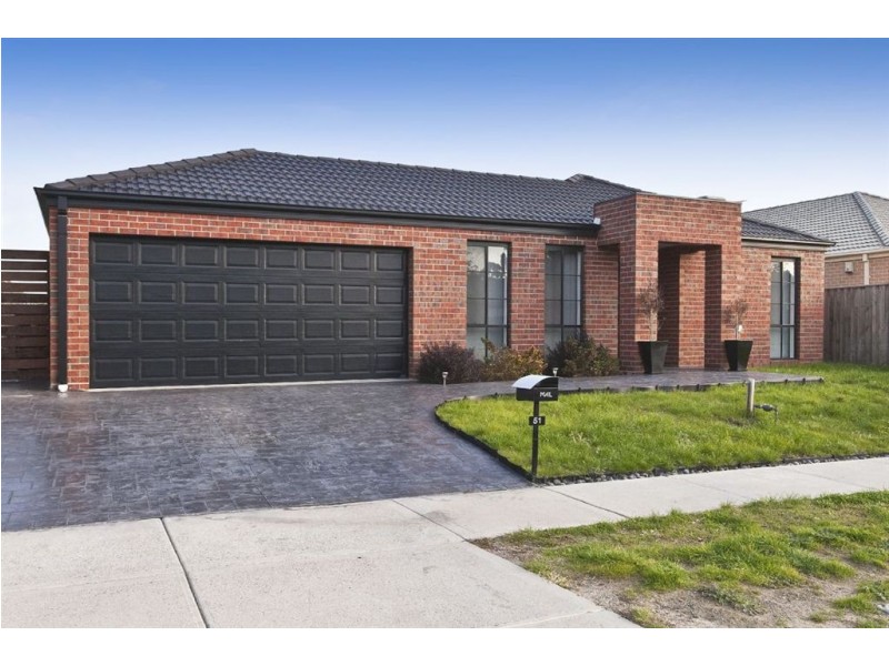51 Von Nida Drive, Cranbourne North VIC 3977