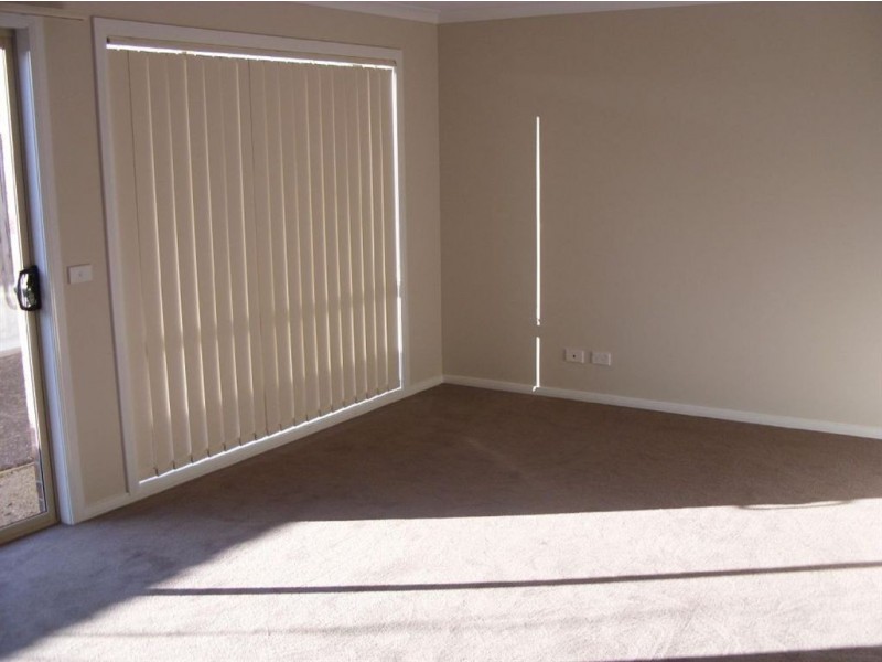 4/6 – 8 Murray Court, Cranbourne VIC 3977