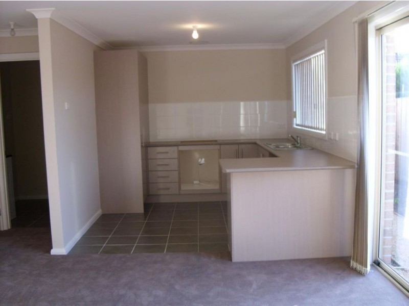 4/6 – 8 Murray Court, Cranbourne VIC 3977