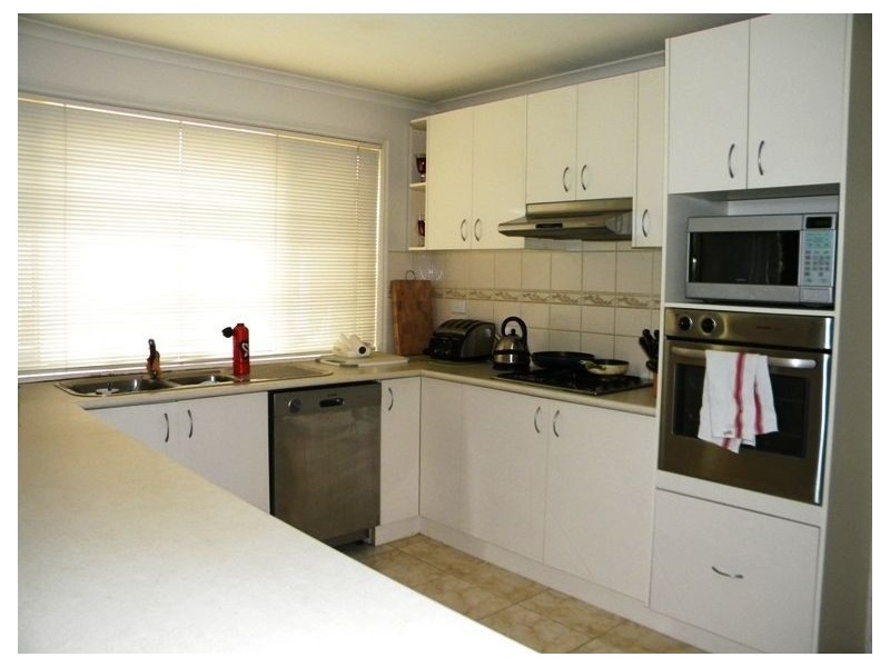 34 Brookland Greens Boulevard, Cranbourne VIC 3977