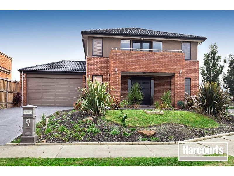 15 Melington Drive, Lyndhurst VIC 3975