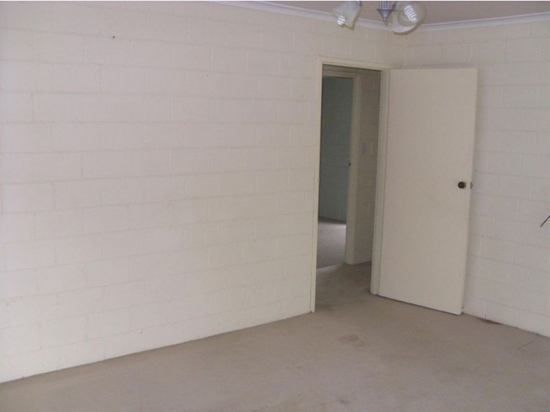 3/5 Walter Street, Cranbourne VIC 3977