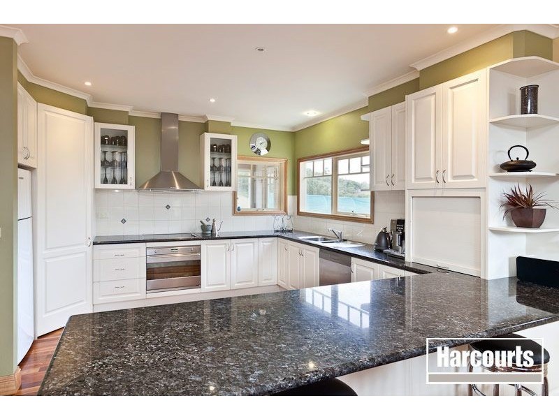 154 Norbury Road, Beaconsfield Upper VIC 3808