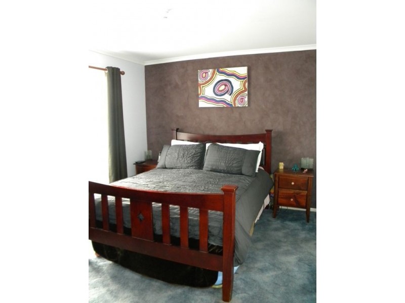 13 Kulkami Way, Cranbourne West VIC 3977