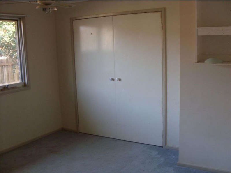 11 Butler court, Cranbourne West VIC 3977