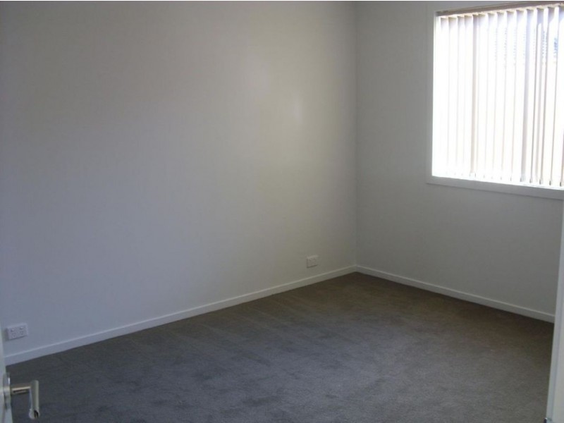 23 Devine Drive, Pakenham VIC 3810