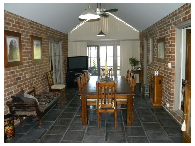 16 Currawong Grove, Cannons Creek VIC 3977