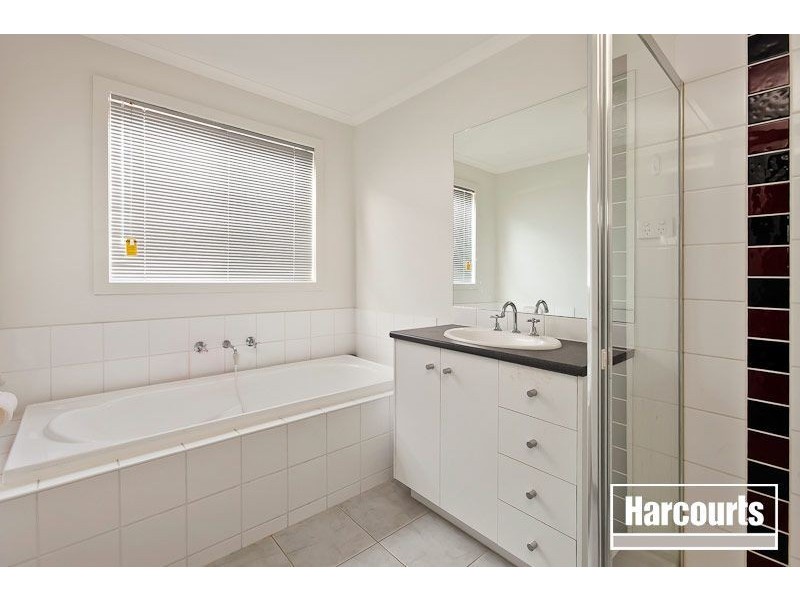 13 Ferndown Drive, Cranbourne VIC 3977