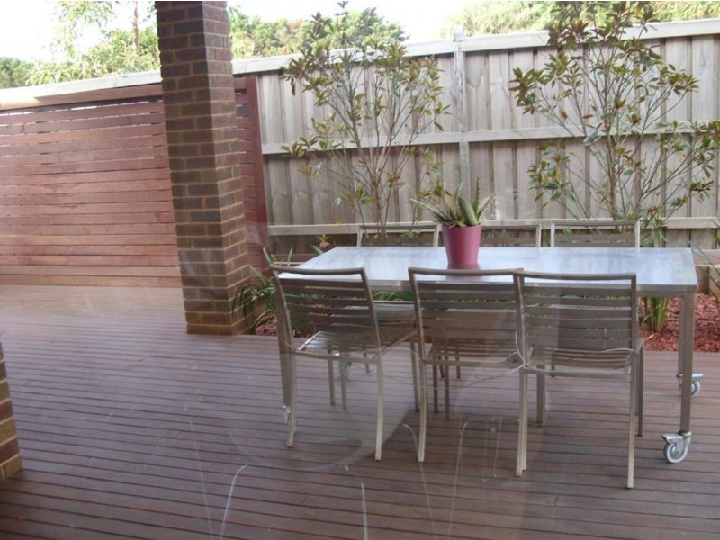 24 Baddeley Circuit, Cranbourne North VIC 3977