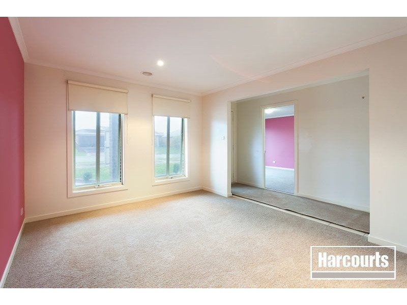 55 Pepperbush Circuit, Cranbourne VIC 3977