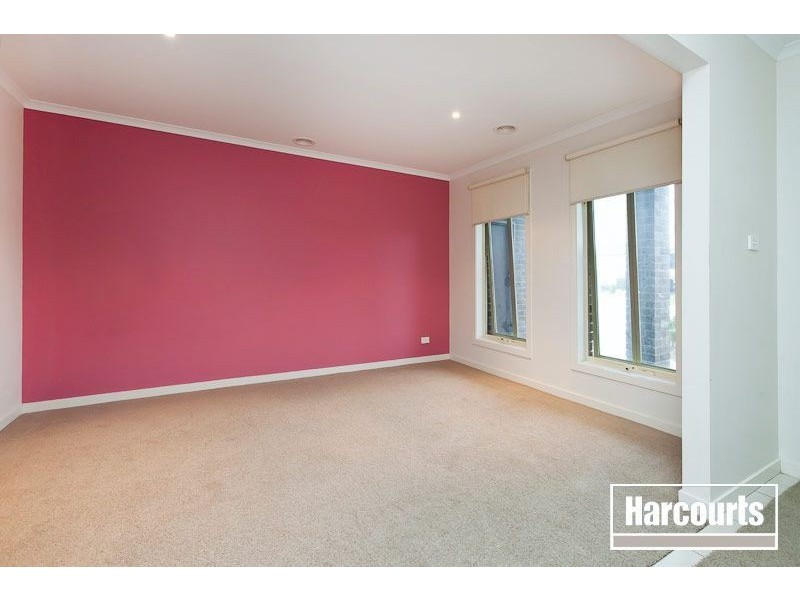 55 Pepperbush Circuit, Cranbourne VIC 3977