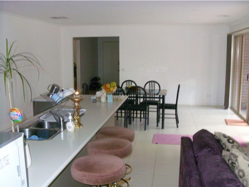 146 Aylmer Road, Lyndhurst VIC 3975