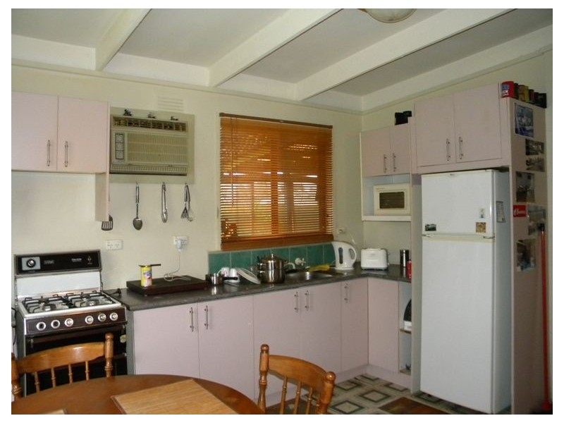 9 David Avenue, Cranbourne VIC 3977