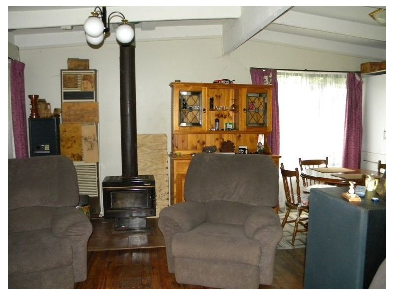 9 David Avenue, Cranbourne VIC 3977