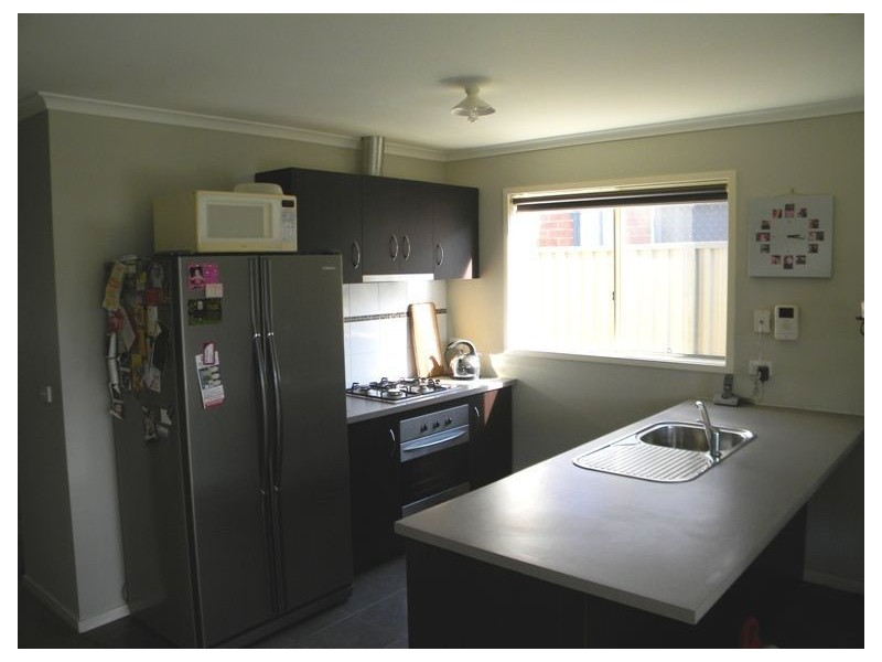 30 Mossman drive, Cranbourne VIC 3977
