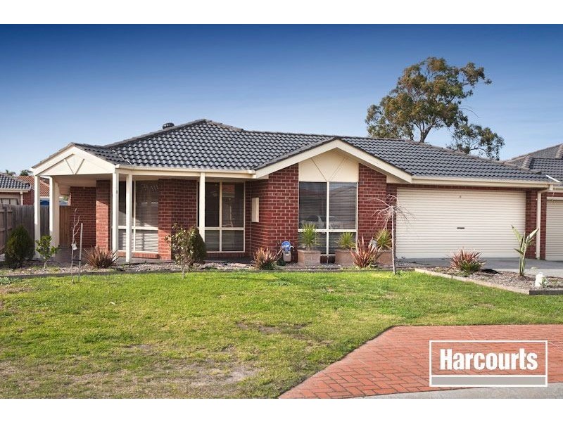 8 Naja Crescent, Hampton Park VIC 3976