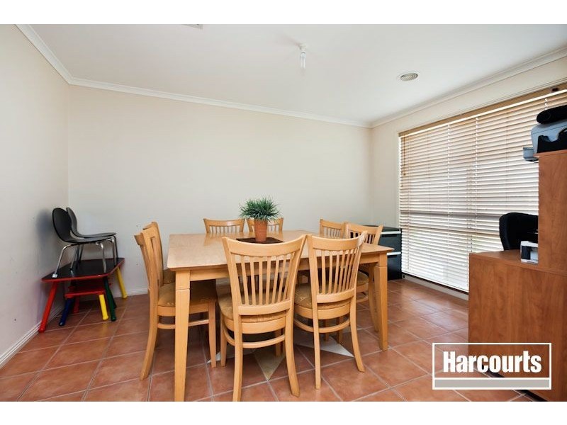 8 Naja Crescent, Hampton Park VIC 3976