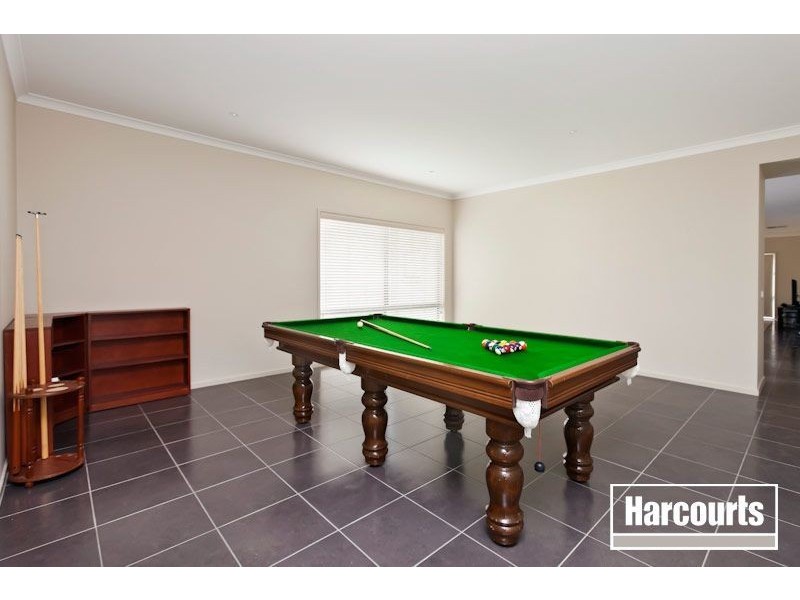 82 Settlers Run, Cranbourne South VIC 3977