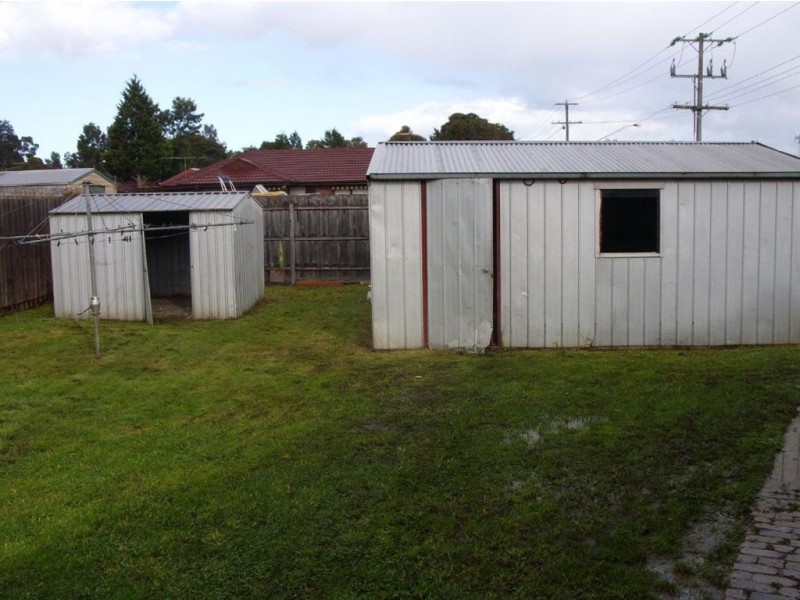 2 Camms Road, Cranbourne West VIC 3977