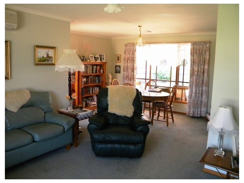 23 Kibo Court, Cranbourne VIC 3977