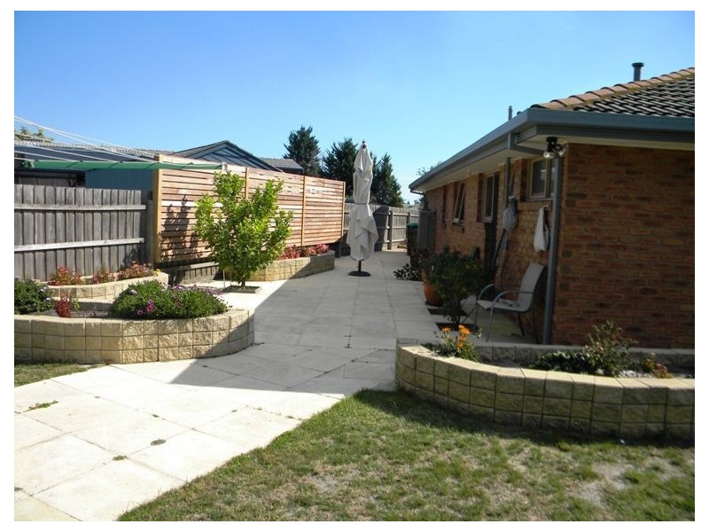 23 Kibo Court, Cranbourne VIC 3977