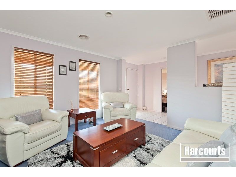 21 Emmer Green Retreat, Cranbourne VIC 3977