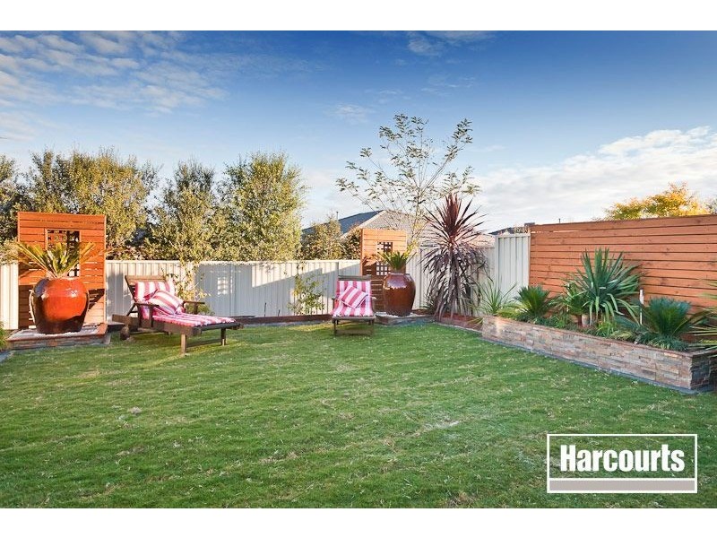21 Emmer Green Retreat, Cranbourne VIC 3977