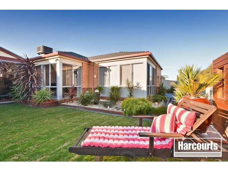 21 Emmer Green Retreat, Cranbourne VIC 3977