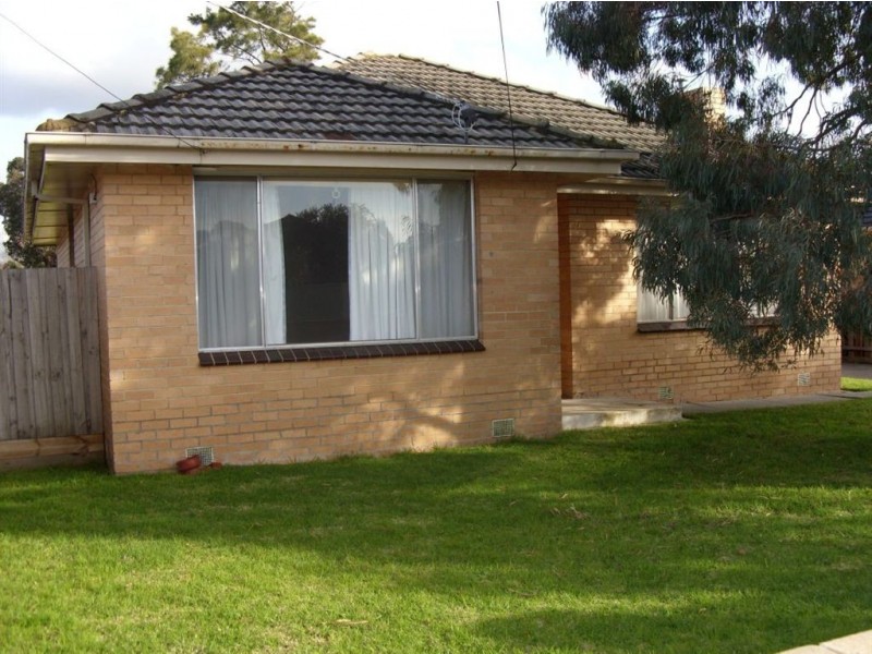 37 Fellowes Street, Seaford VIC 3198