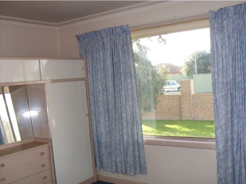 37 Fellowes Street, Seaford VIC 3198