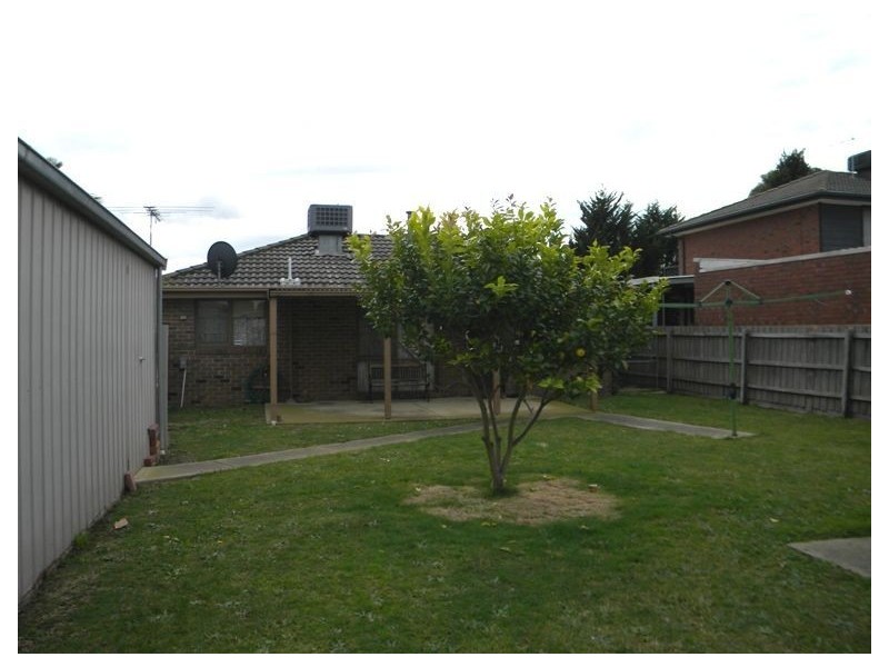 12 Macquarie Court, Cranbourne VIC 3977