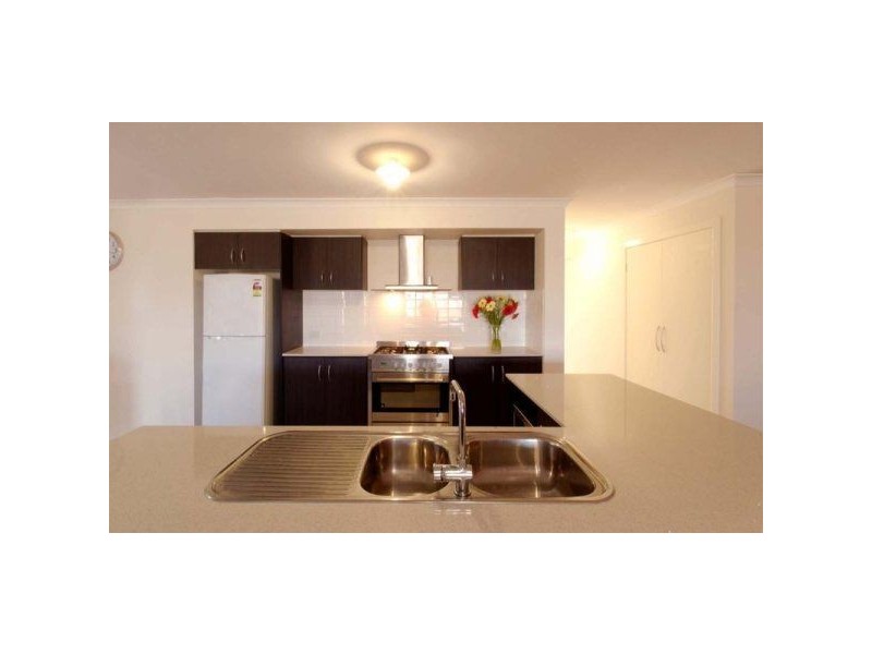 3 Northumbria Street, Cranbourne VIC 3977