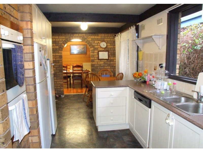 20 Bruce Street, Cranbourne VIC 3977