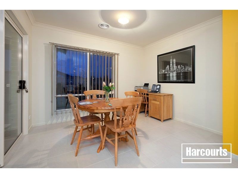 2 Cordia Avenue, Cranbourne South VIC 3977