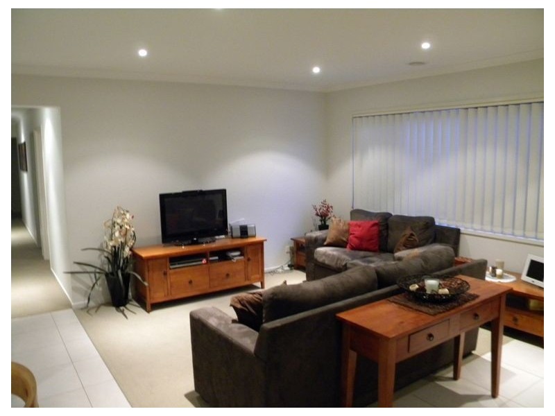 19 Pipetrack Circuit, Cranbourne East VIC 3977
