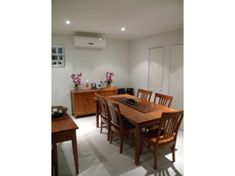 19 Pipetrack Circuit, Cranbourne East VIC 3977