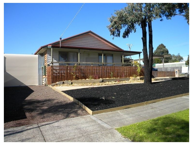 1 Sarno Court, Cranbourne VIC 3977