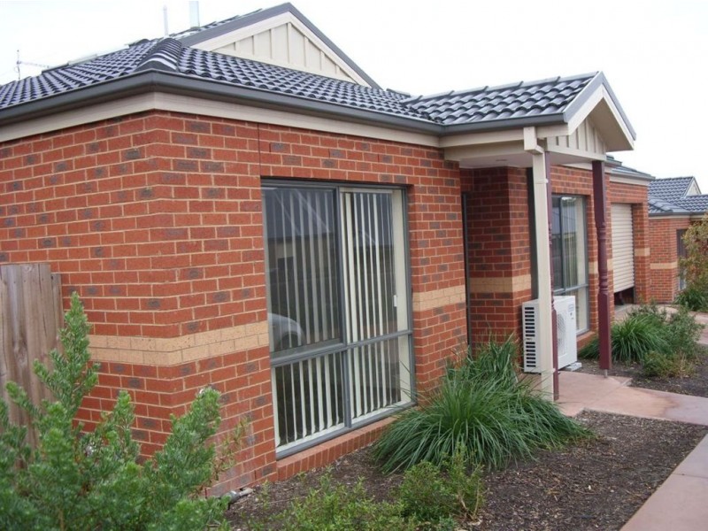 1/72 Eramosa Road West, Somerville VIC 3912